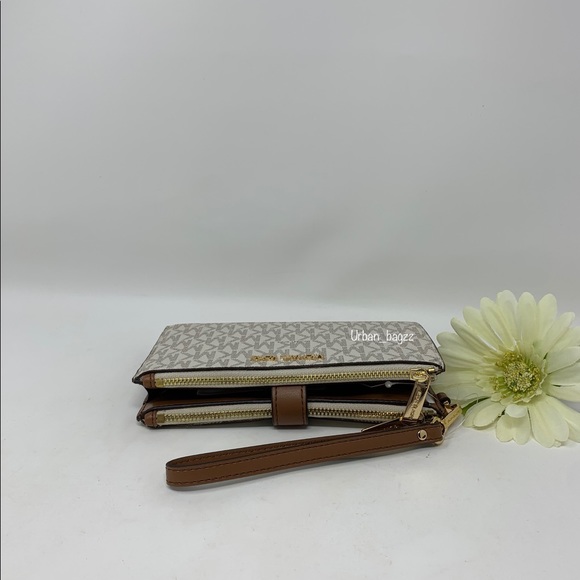 Michael Kors JST Large Double Zip Wristlet - Picture 7 of 10